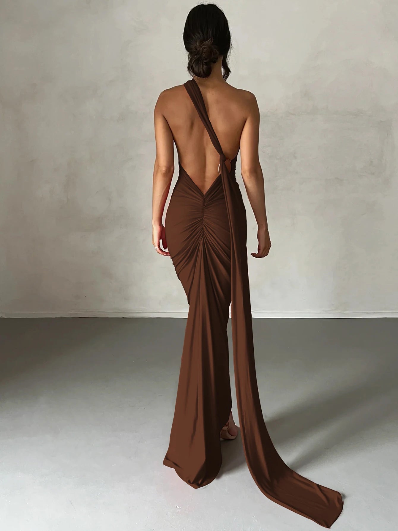 Hugcitar Y2K One-Shoulder Backless Maxi Dress – Ruched Festival & Streetwear Style with Adjustable Scarf Detail (2025)